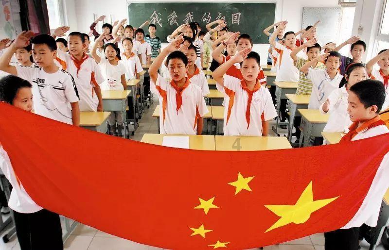 升空的愤怒奶奶